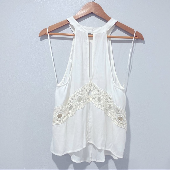 Astr Medium embroidered white halter tank - Picture 2 of 5